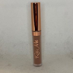 Kiss Me Lip Gloss Single AF